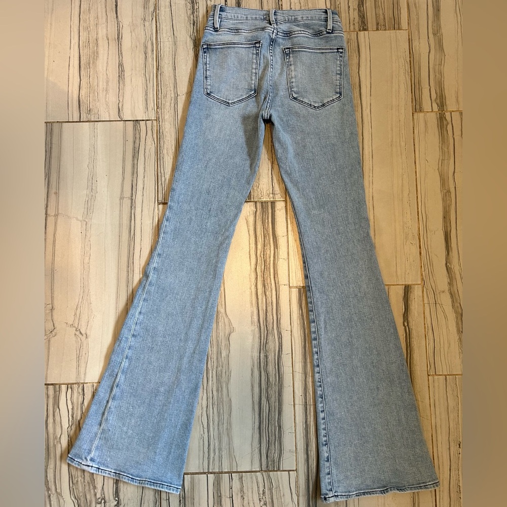 Frame Le High Flare High Rise Stretch Flare Jeans - Picture 4 of 16